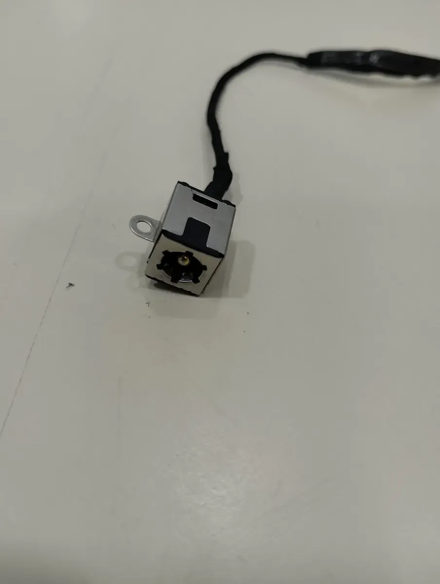 [0100-030] Pin De Carga Laptop Canaima Hdmi Y Compatibles